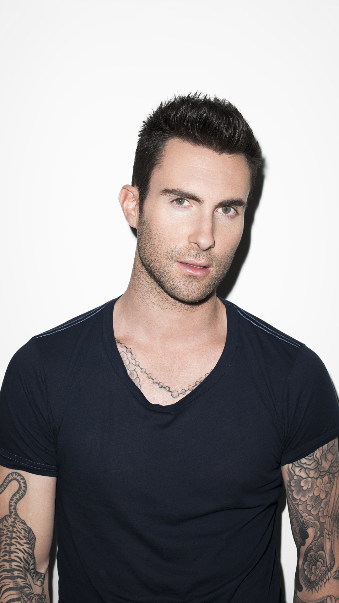 Adam levine maroon k wallpapers free and easy to download
