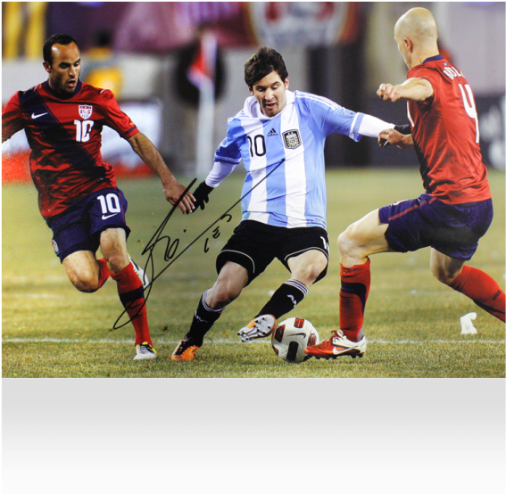 Download lionel messi dribbling png image with no background