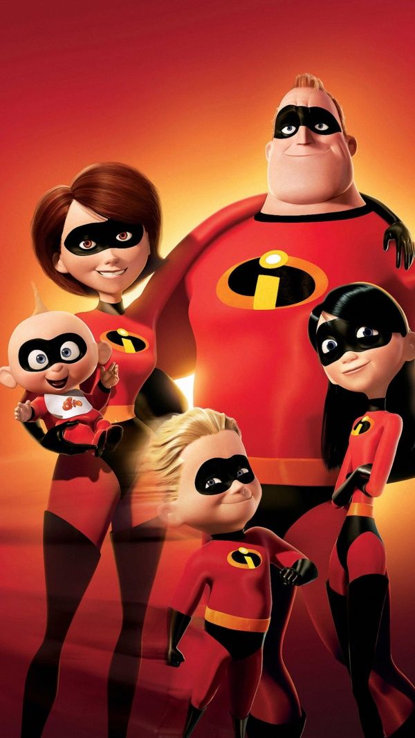 Pictured left to right violet mr incredible dash elastigirl and jack jack from the incredibles â disney wallpaper disney incredibles incredibles wallpaper