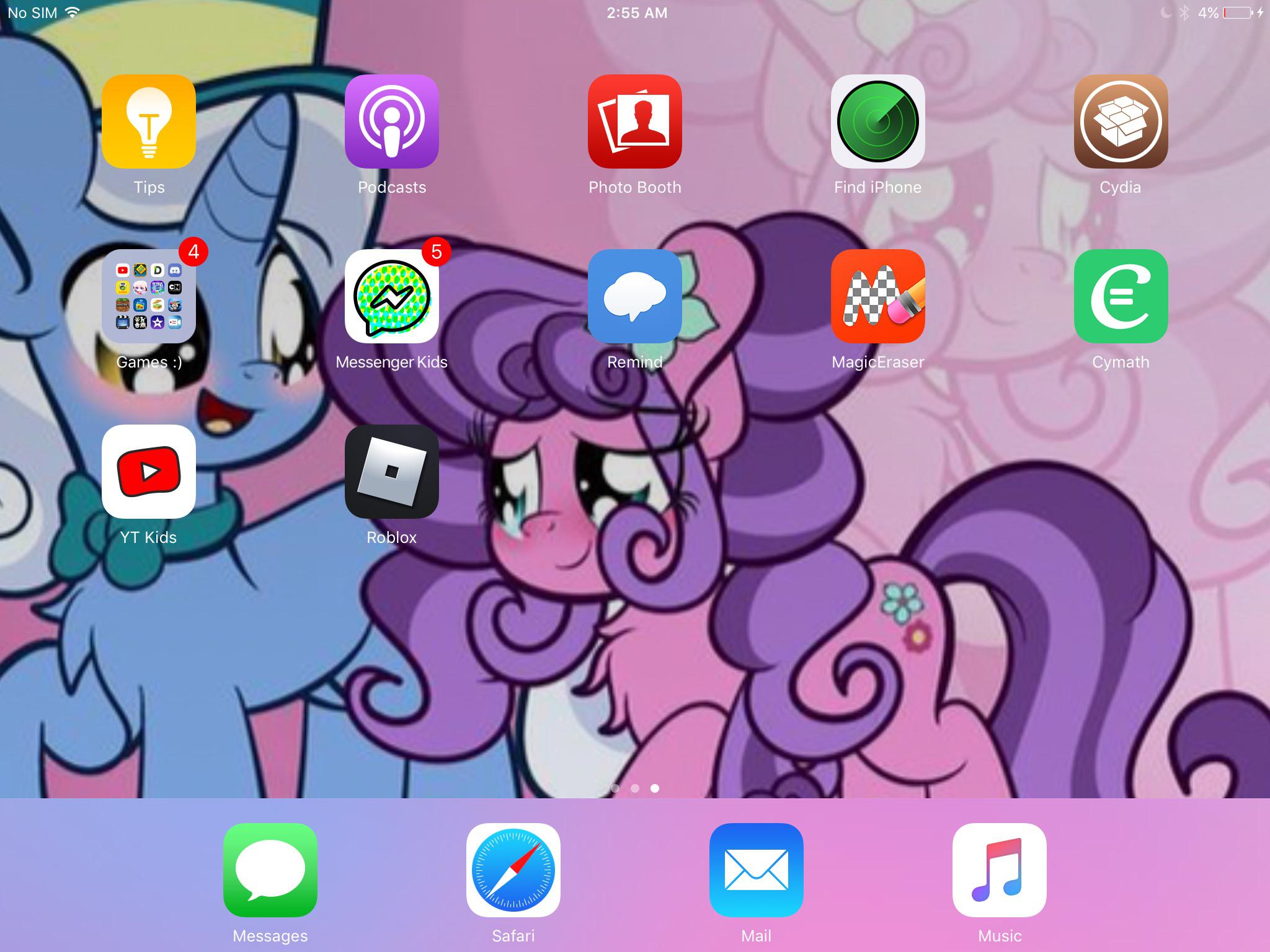 This is my wallpaper on my ipad and it still stay like this for a long time rmylittlepony