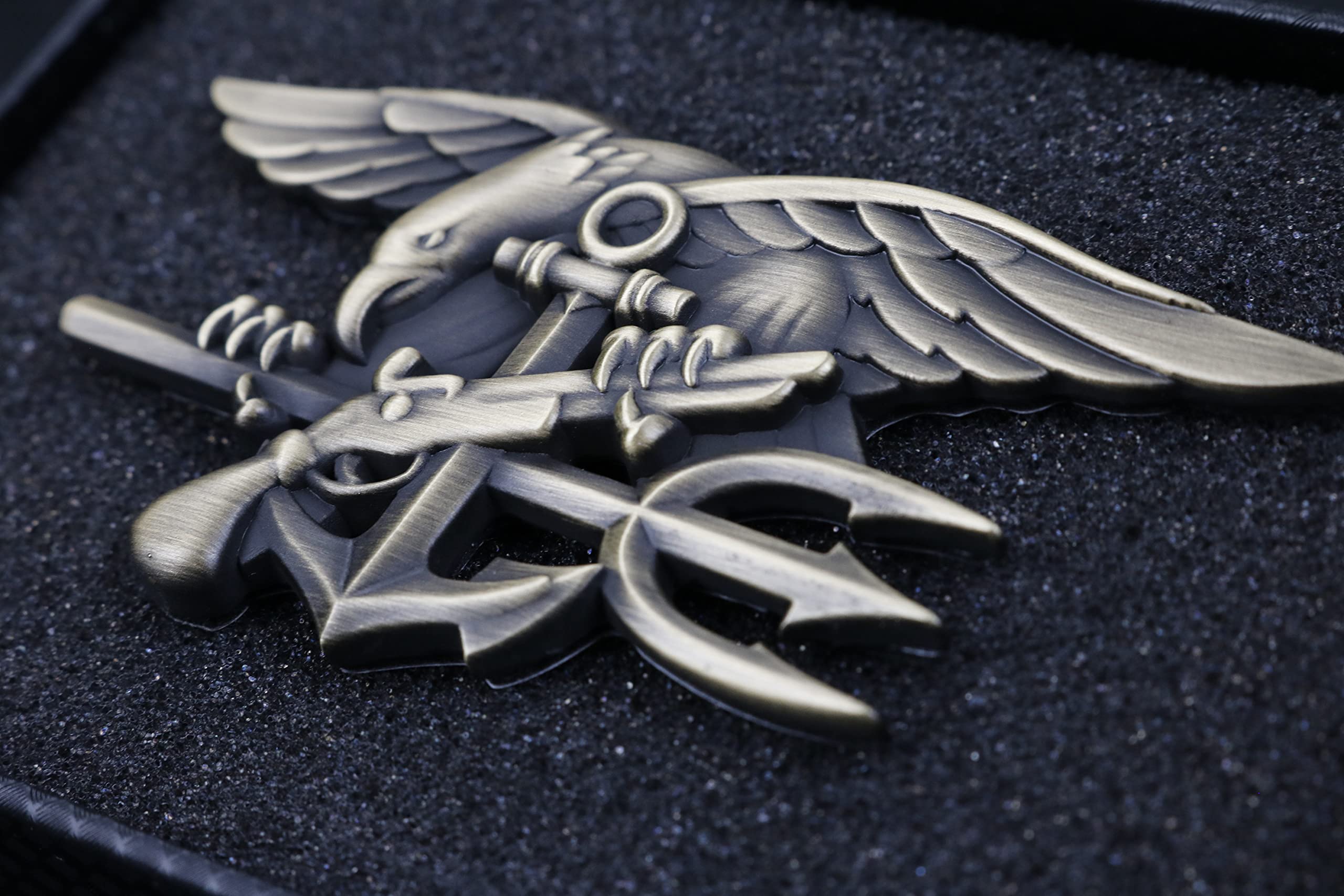 Navy seals metal car sticker trident decal veteran military emblem for car motorcycle bronze automotive