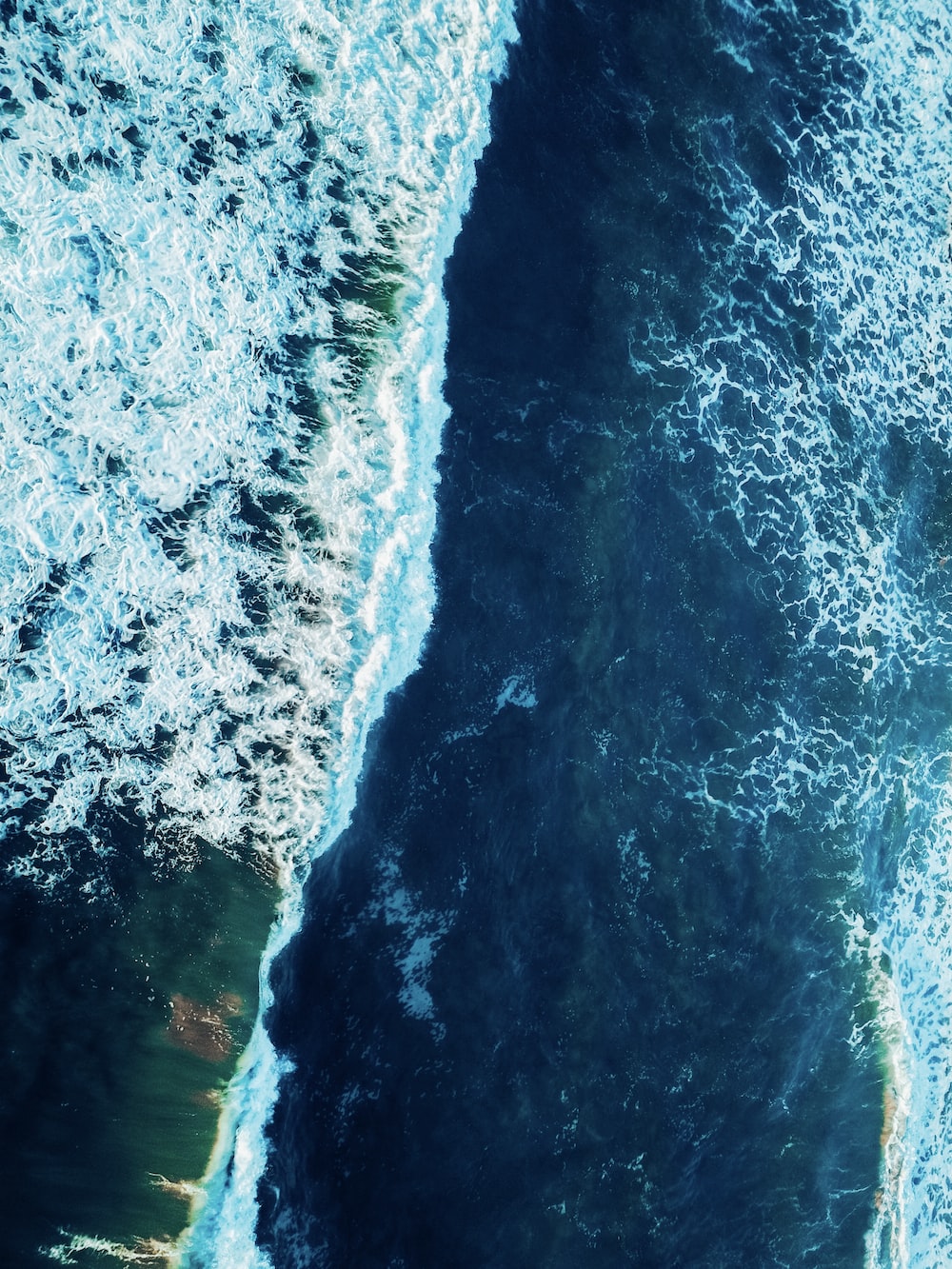 Aerial view of ocean waves photo â free australia image on