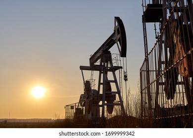 Oil well pump images stock photos vectors