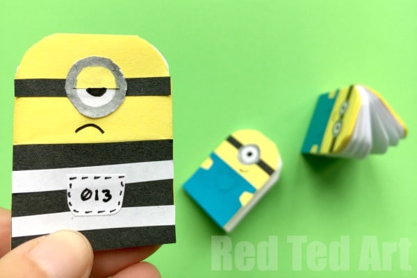 Easy paper minion notebook diy