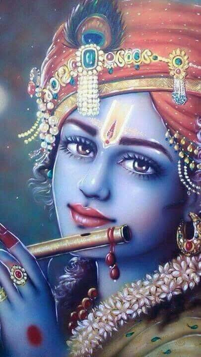 Why is it not advisable to keep a photo of krishna alone without a cow or gopikas at home