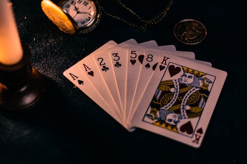 Playing cards photos download the best free playing cards stock photos hd images