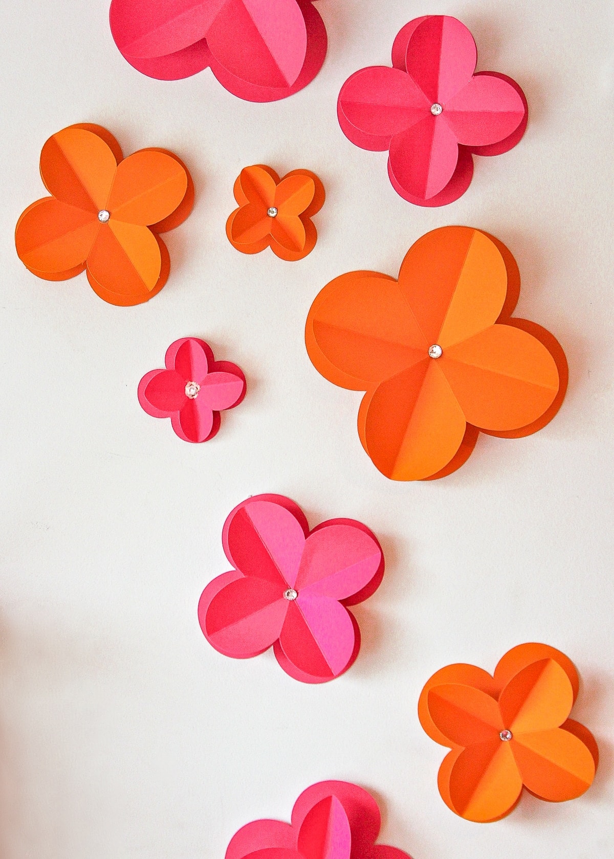 Easy d paper flowers with without a cricut
