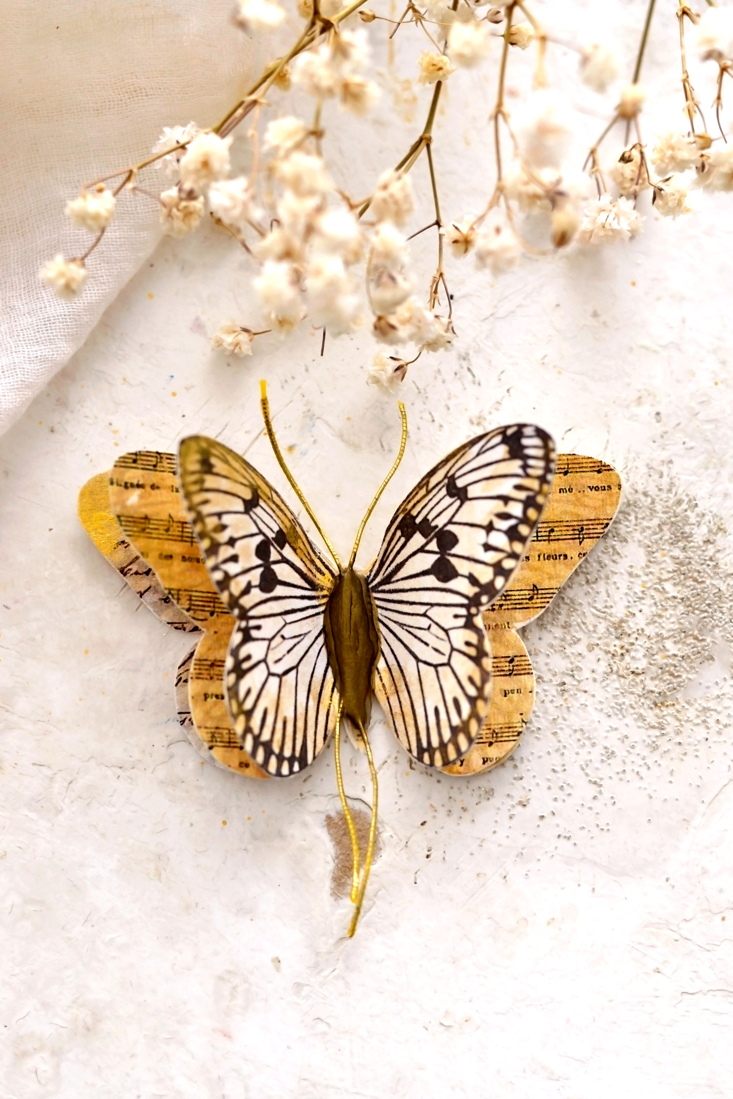 Paper butterflies crafts