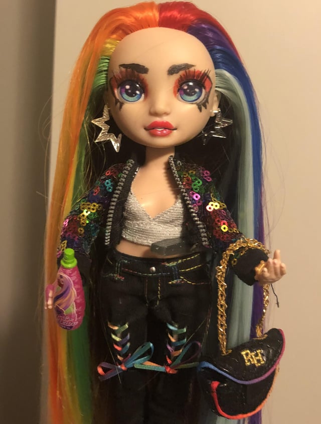My custom amaya with rainbow and brown hair rrainbowhigh