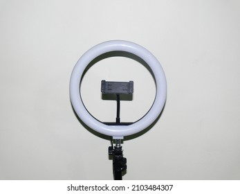Ringlight images stock photos vectors