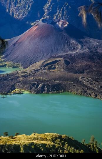 Volcano crater lake indonesia lombok gunung baru volcanos crater lakes indonesias lomboks stock photo