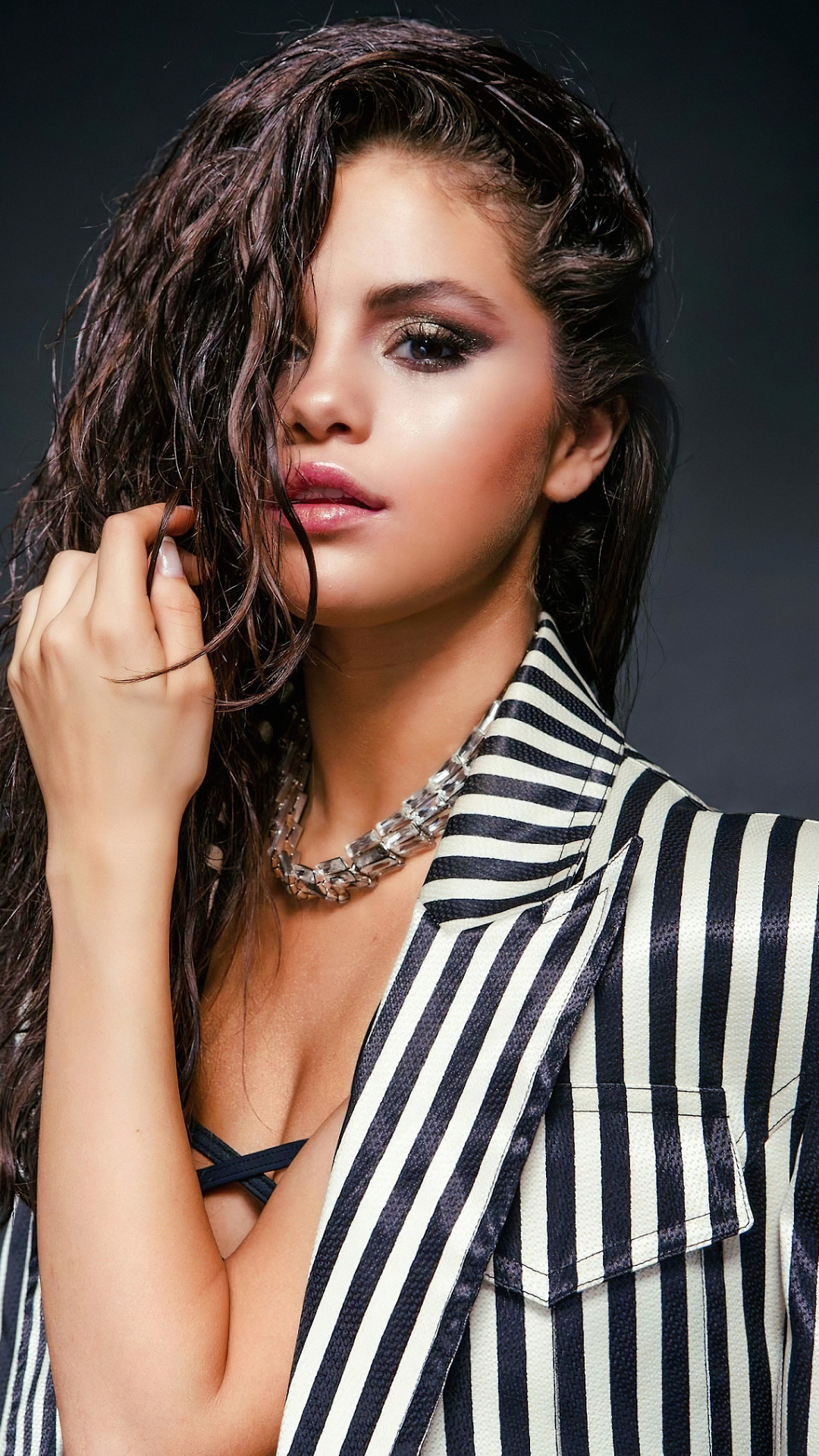 Selena gomez mobile wallpaper