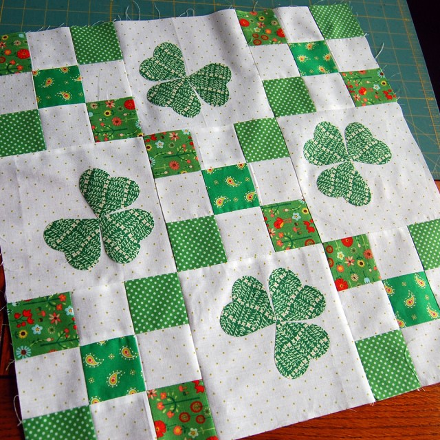 Make this irish chain quilt tutorial