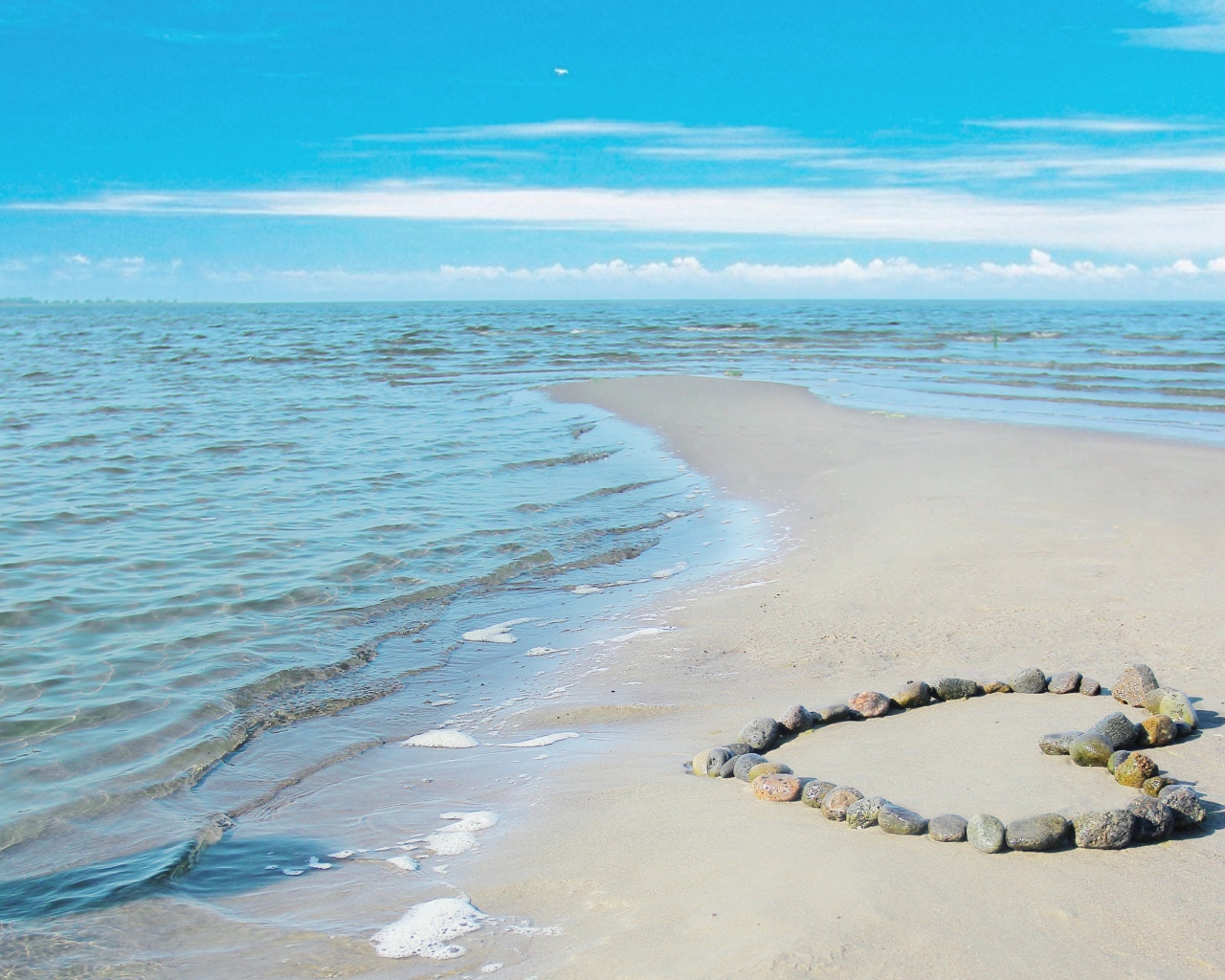 Heart of stones on the warm sea in summer desktop wallpapers x