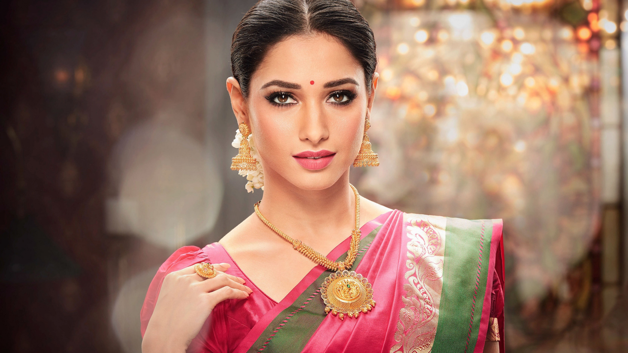 Download wallpaper x tamanna actress traditional outfit indian sarree dual wide x hd background