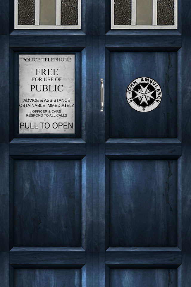 Made a tardis hq wallpaper for my phone rdoctorwho