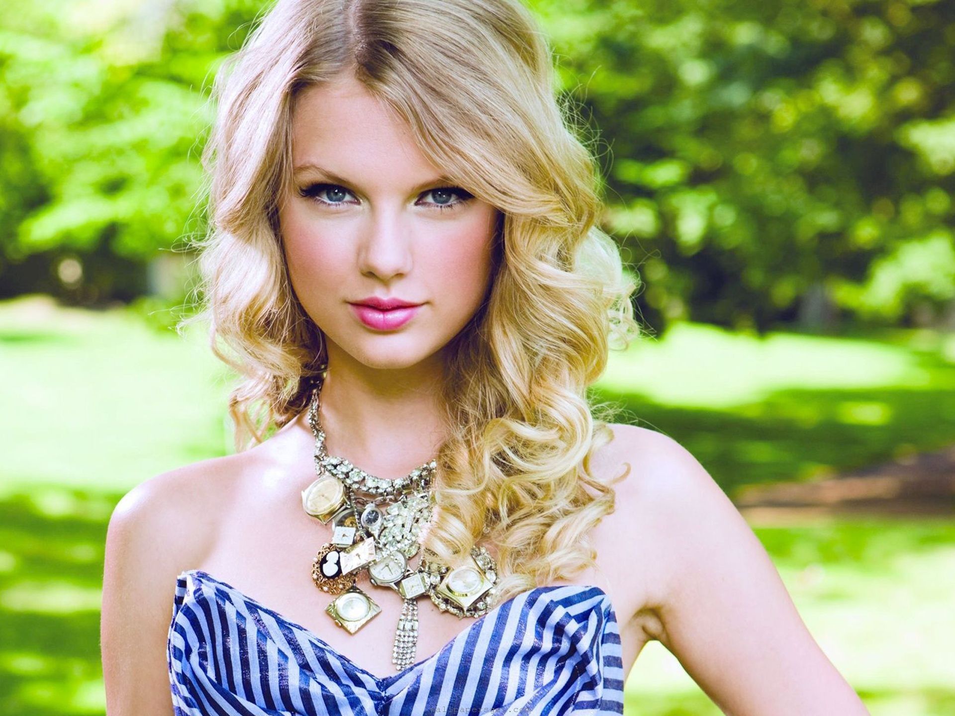 Ile music singer blonde sunny blue eyes taylor swift download the picture for free