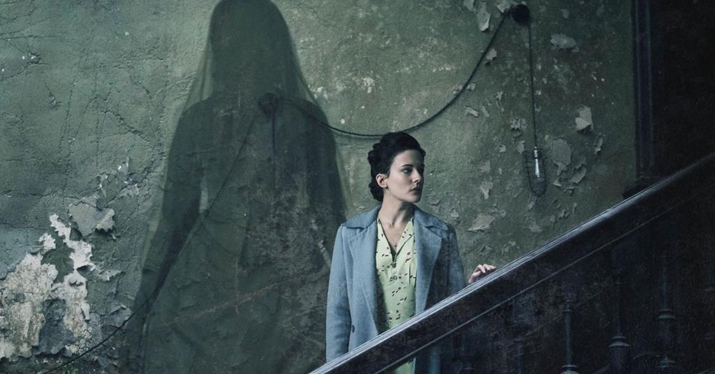 The woman in black angel of death reviews screen