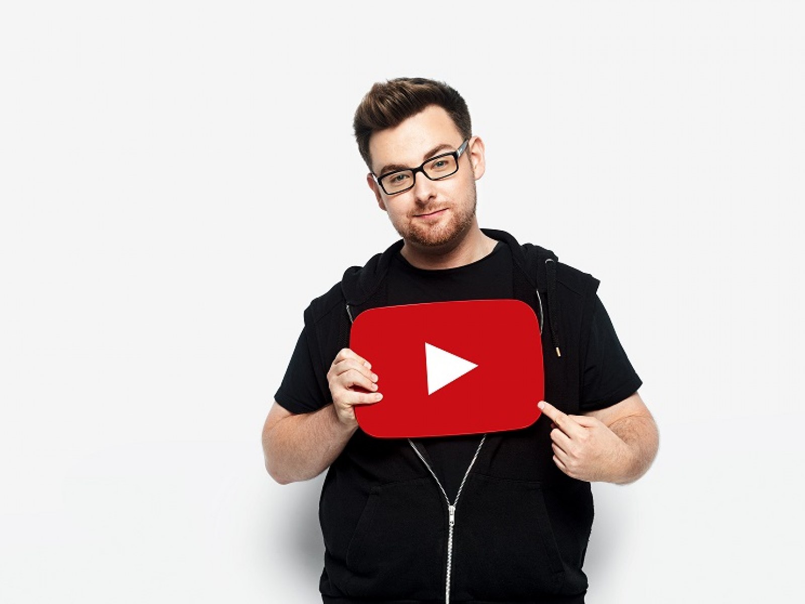 Tomska talks gender inequality in hollywood theres no excuse for a lack of diversity in any media