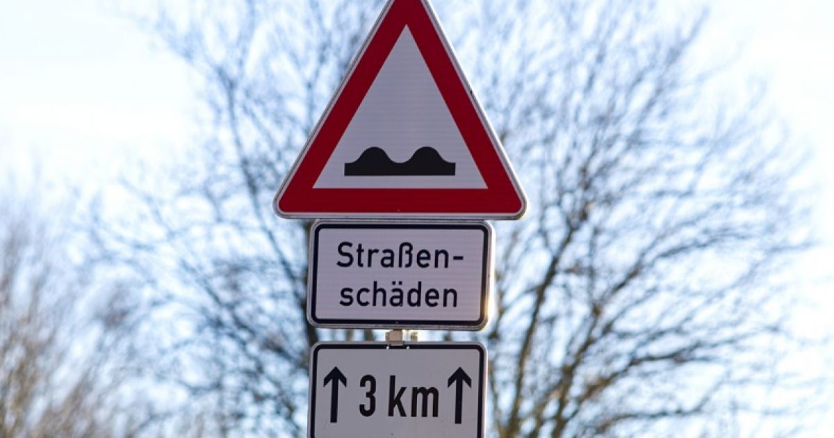 German road signs information meanings and markings drive