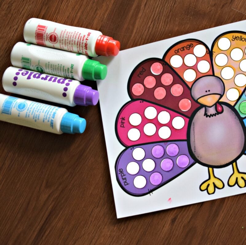 Turkey colour matching game with do a dot markers