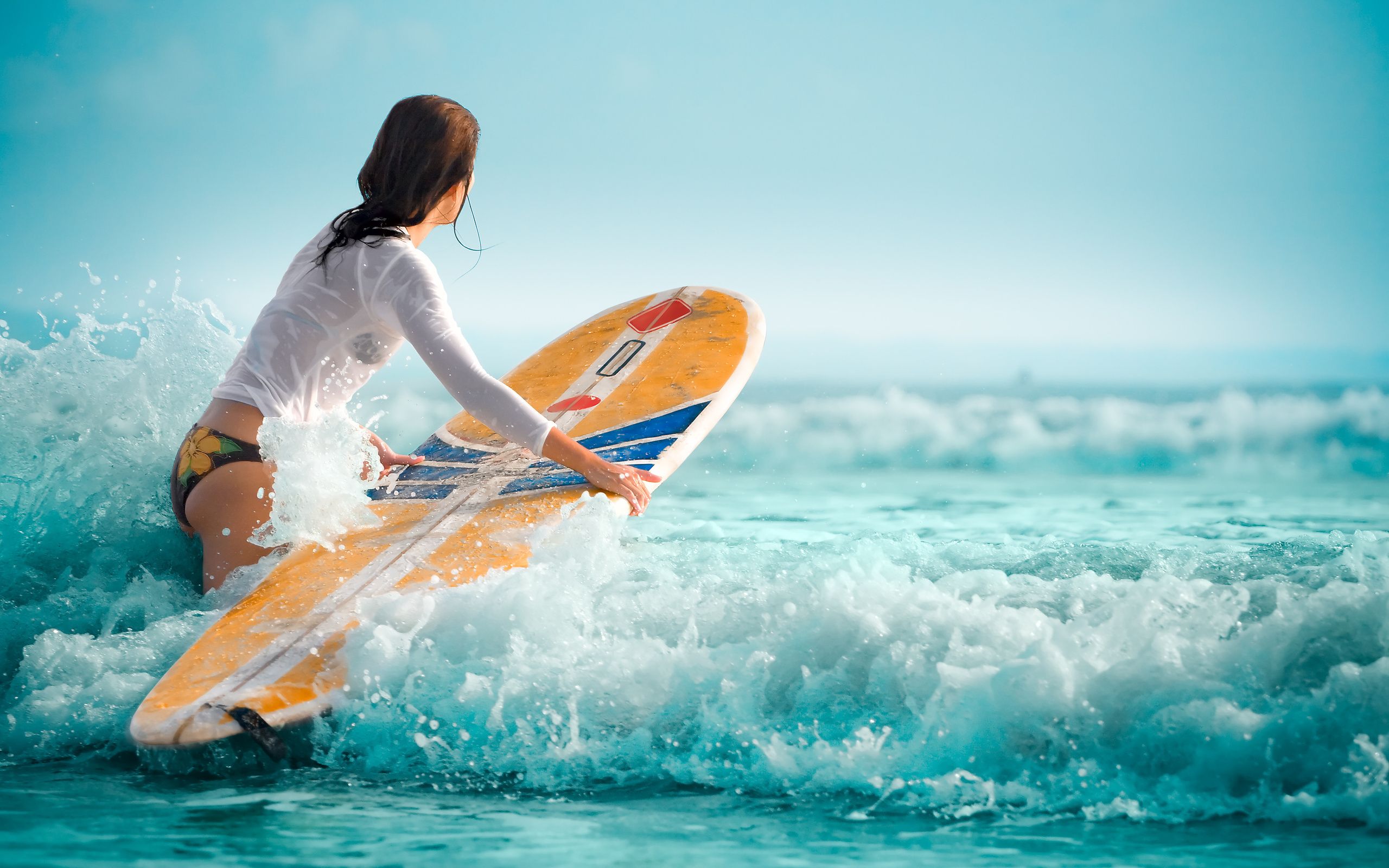 Surfing girl surfing wallpaper surfing surfing waves