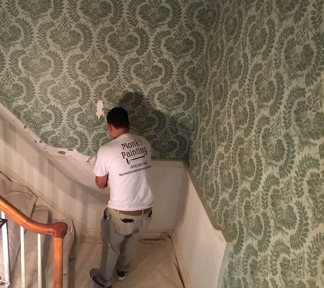 Stairwell wallpaper removal