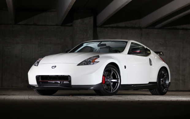 2014 Nissan 370Z Nismo (click to view)