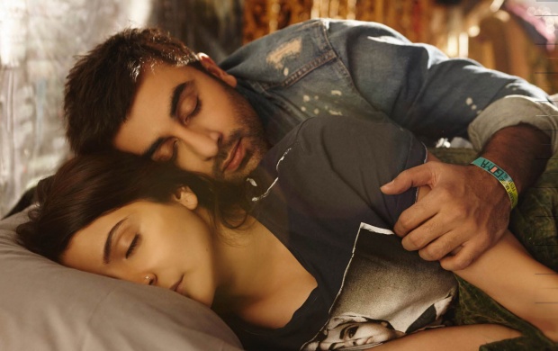 Ae Dil Hai Mushkil Romantic Sleeping (click to view)