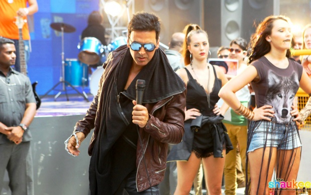 Akshay Kumar In The Shaukeens (click to view)