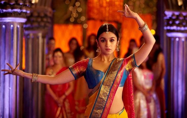 Alia Bhatt Dance In 2 States Movie
