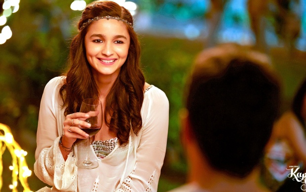 Alia Bhatt In Kapoor And Sons Movie (click to view)