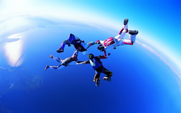 Amazing Skydiving (click to view)