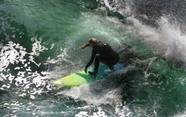 Amazing surfing