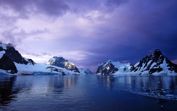 Antarctica Mountains Sunset Ocean Snow (click to view)
