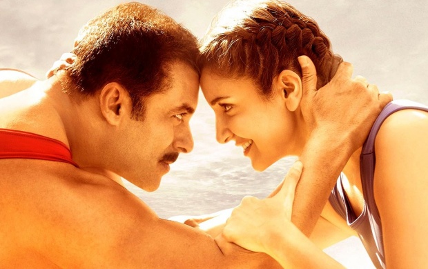 Anushka And Salman Khan In Sultan Poster (click to view)