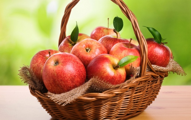 Apple Basket (click to view)