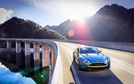 Aston Martin V8 Vantage N430 2015