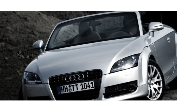 Audi TT (click to view)
