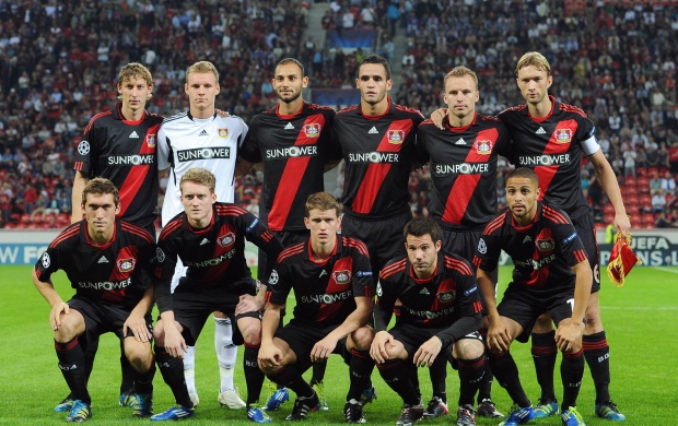 Bayern Leverkusen Team (click to view)