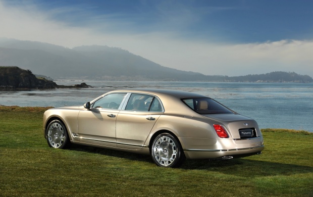 Bentley Mulsanne 2011 (click to view)