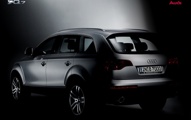 Best Look Audi Q7 shadowed (click to view)