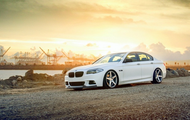 BMW F10 550i Car Tuning Parking Road (click to view)
