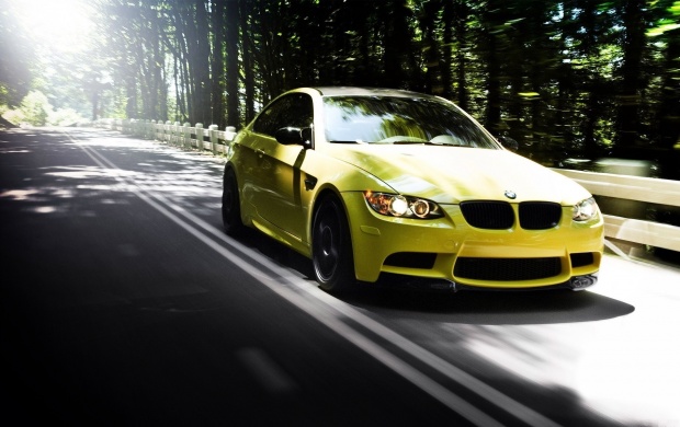 BMW M3 E92 Yellow (click to view)