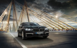 BMW M760Li xDrive 2017