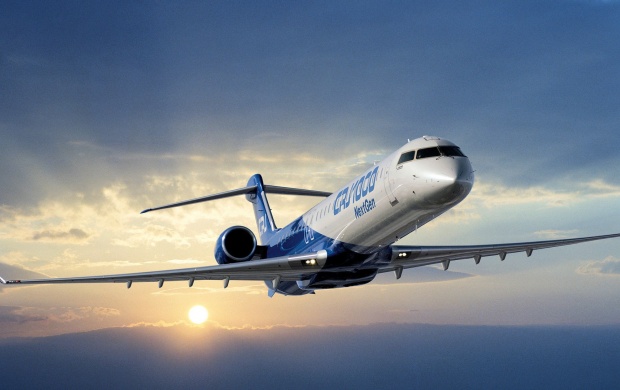 Bombardier CRJ 1000 (click to view)