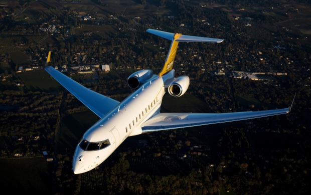 Bombardier Global 5000 Aircraft (click to view)