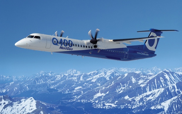 Bombardier Q400 (click to view)