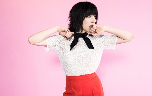 Carly Rae Jepsen (click to view)