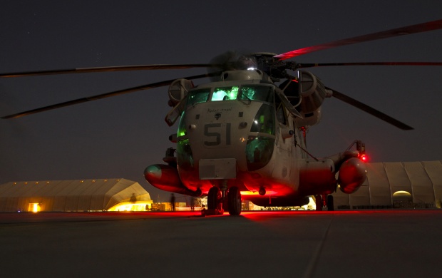CH-53 Sea Stallion (click to view)